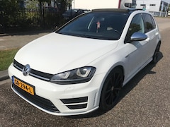 Volkswagen Golf - 7 R 301PK 2016