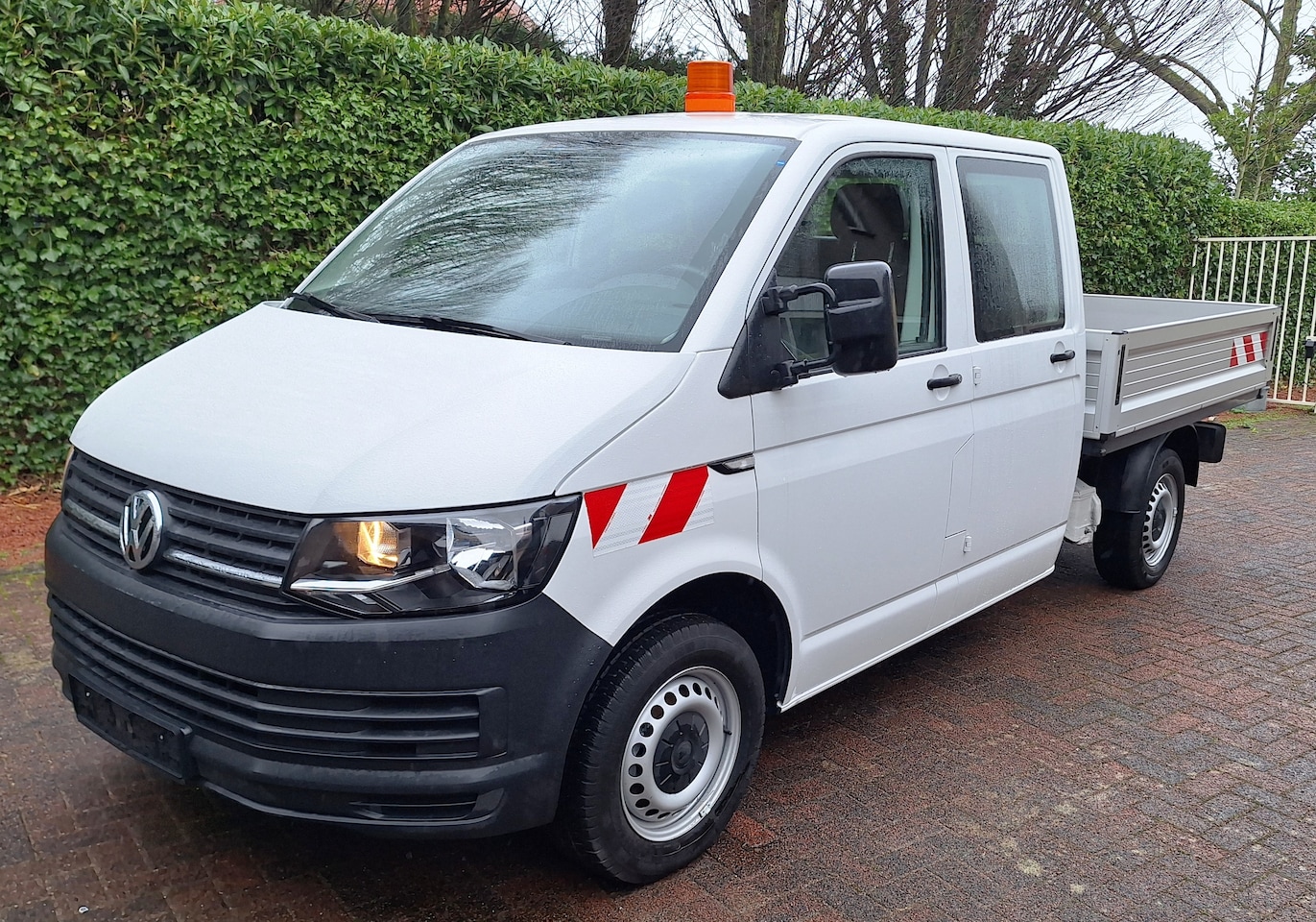 Volkswagen Transporter - 2.0 TDI L2H1 DC Trendline VW Transporter T6 Pick Up dubbel cabine Euro 6 - AutoWereld.nl