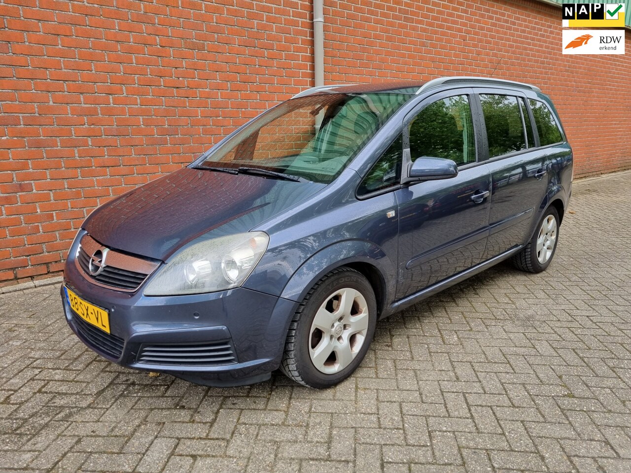 Opel Zafira - 1.6 Executive Airco Bj:2006 NAP! - AutoWereld.nl