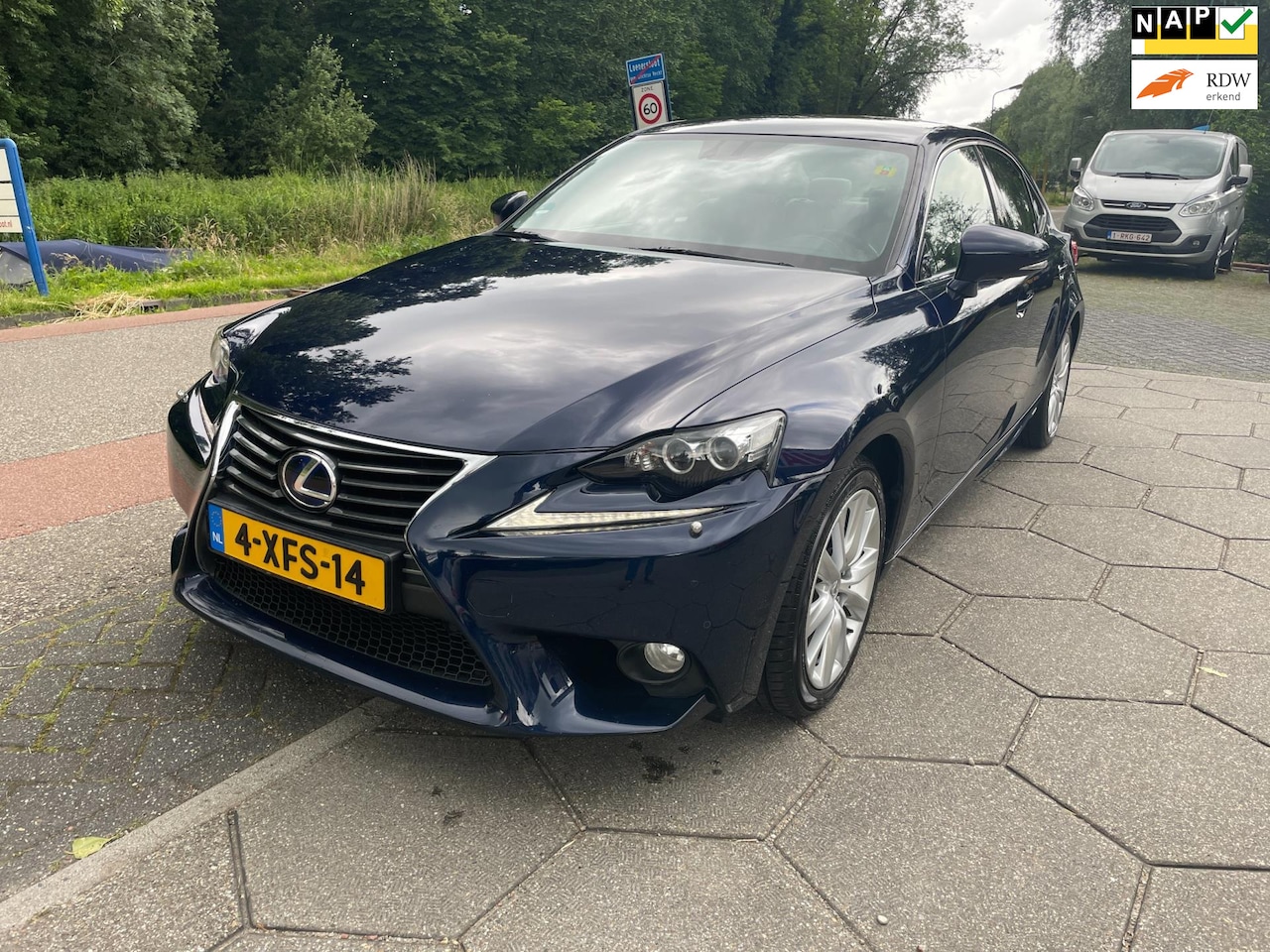 Lexus IS - 300h 25th Edition 300h 25th Edition - AutoWereld.nl