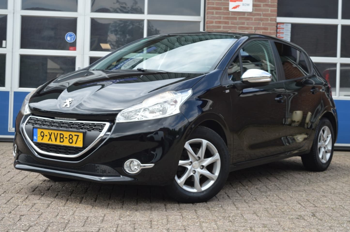 Peugeot 208 - 1.2 VTi Style | NAVI - AIRCO - CLIMA - AutoWereld.nl