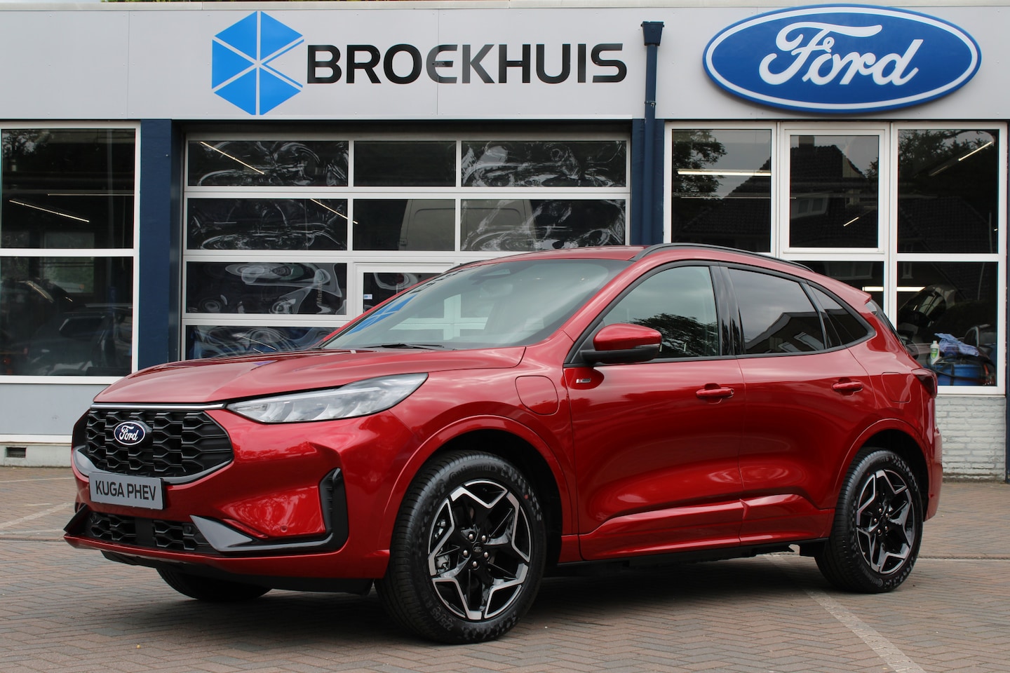 Ford Kuga - 2.5 PHEV ST-LINE | DIRECT LEVERBAAR! | WINTERPACK | 19'' LMV | STANDVERWARMING | CAMERA | - AutoWereld.nl