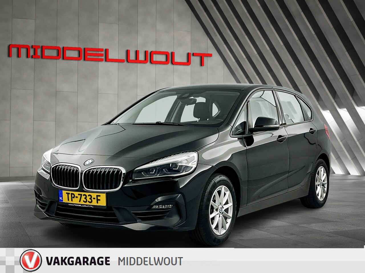 BMW 2-serie Active Tourer - 216i Corp. Lease Exe/Sportst/Trekhaak/Clima/Navi - AutoWereld.nl