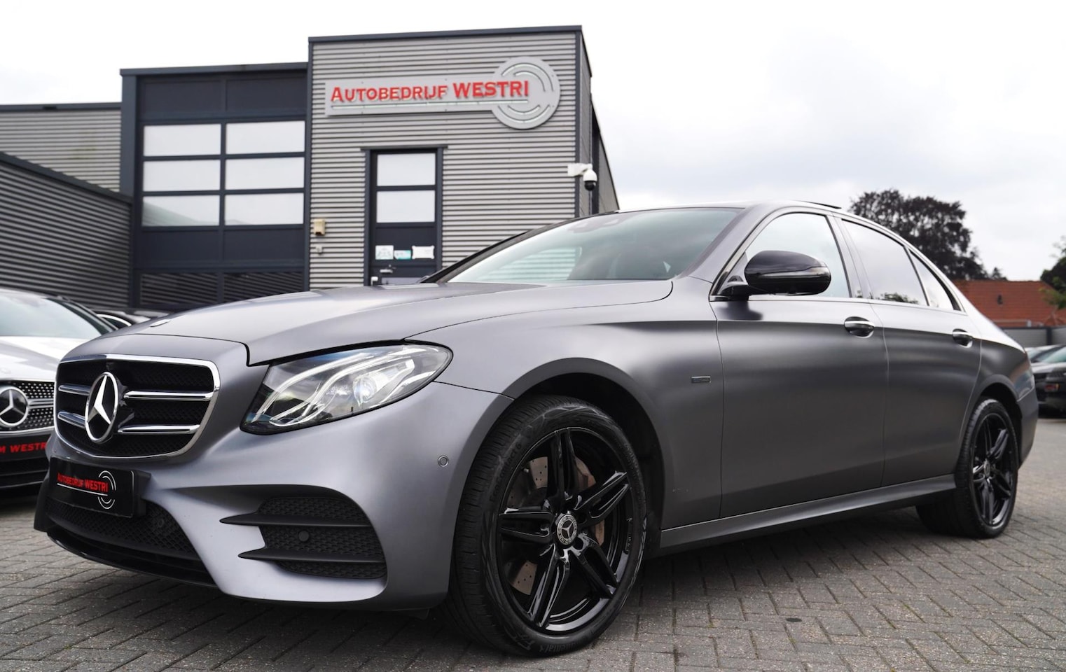 Mercedes-Benz E-klasse - 350 e |AMG|Origineel MAT|Pano|Burmeister - AutoWereld.nl