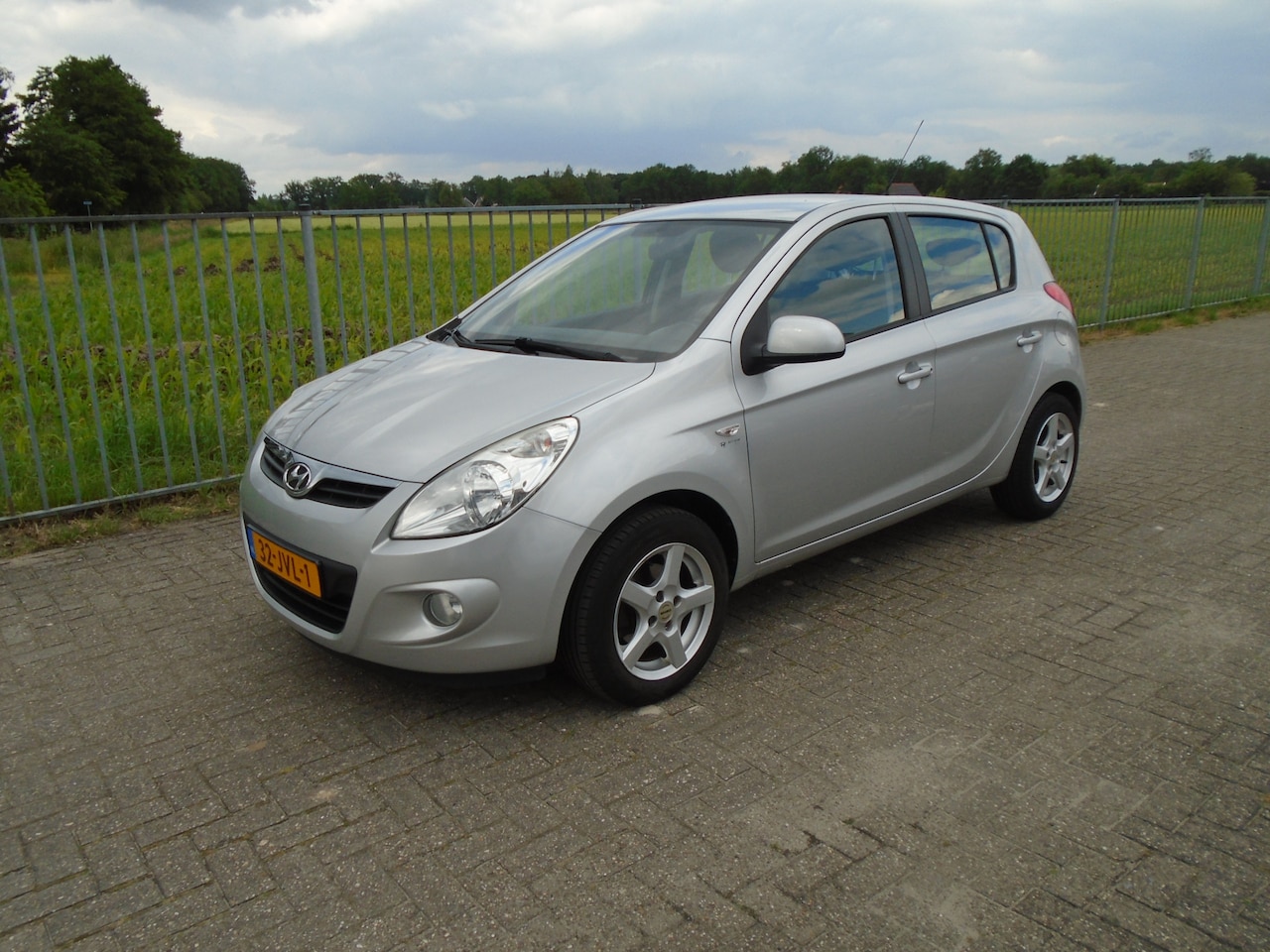 Hyundai i20 - 1.2i Business Edition 1.2i Business Edition - AutoWereld.nl