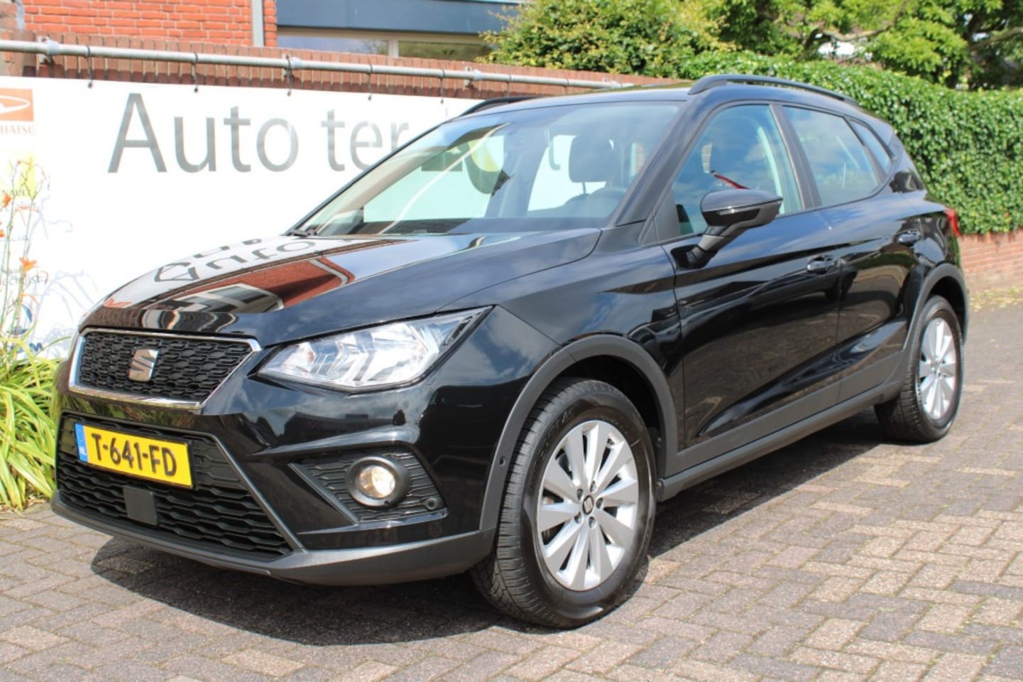 Seat Arona - 1.0 12V 95 pk Style navi./camera/parkeerassist./stoelverwarming - AutoWereld.nl