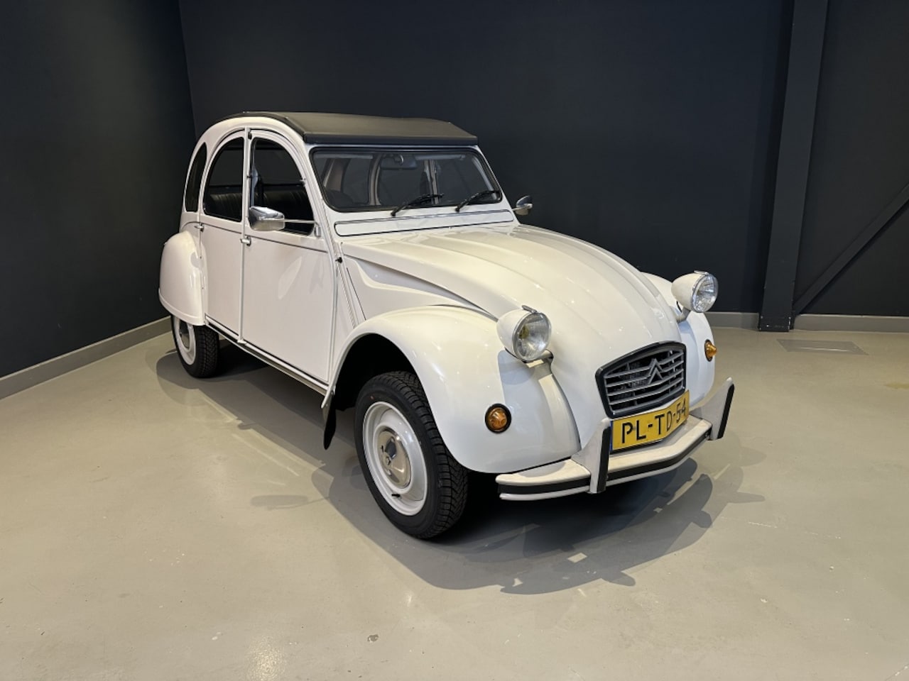 Citroën 2 CV - 2CV6 Club 2CV6 Club - AutoWereld.nl