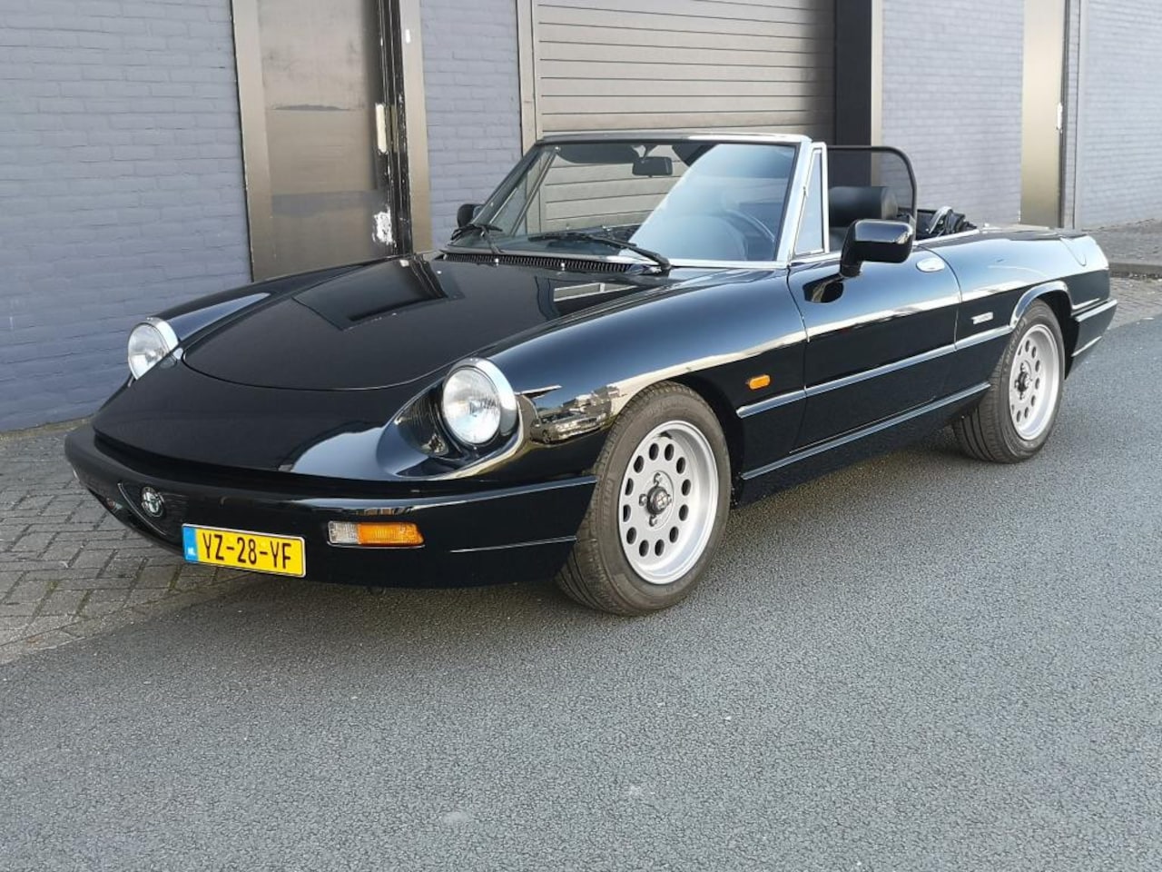 Alfa Romeo Spider - 2.0 Supernetjes lage km stand - AutoWereld.nl