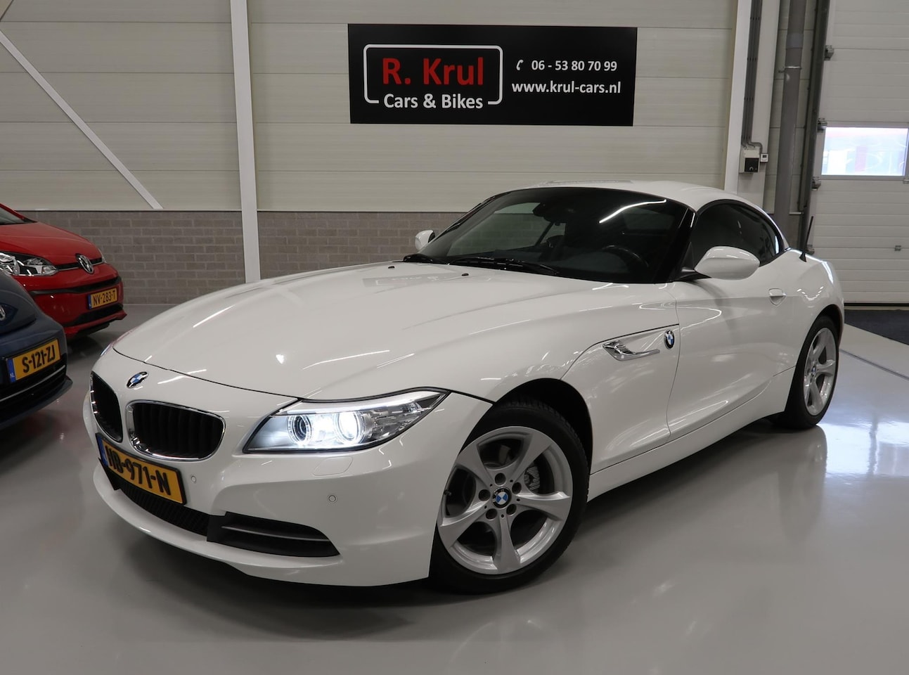 BMW Z4 Roadster - sDrive18i High Executive NL-auto NAP Sportstoelen Navigatie Zwart leer Stoelverwarming Xen - AutoWereld.nl