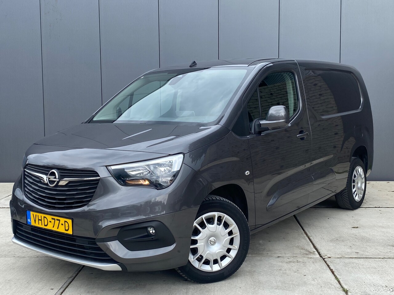 Opel Combo - 1.5D L2H1 Edition / Apple carplay / Navigatie / Cruise - AutoWereld.nl