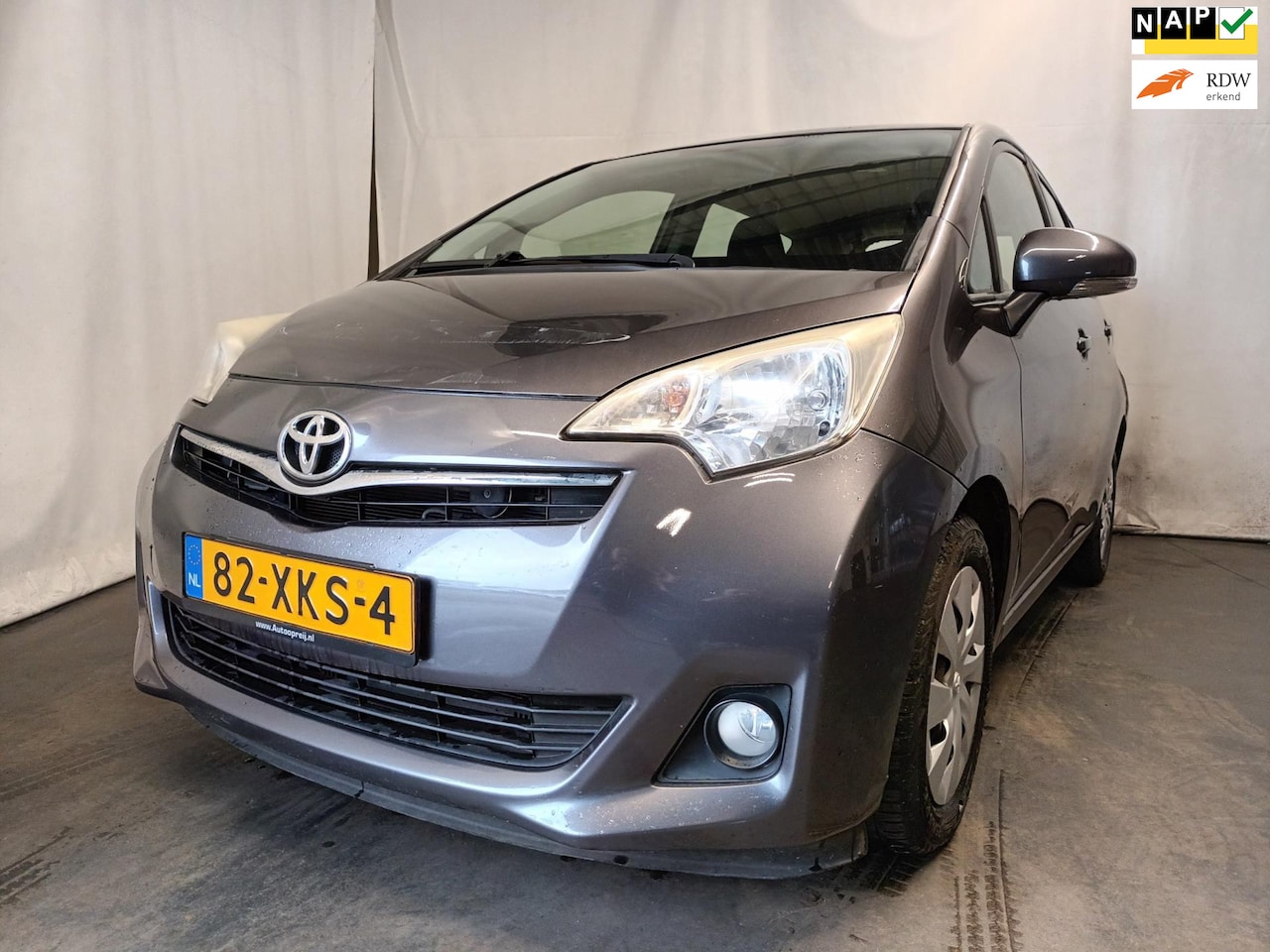 Toyota Verso S - 1.3 VVT-i Aspiration - Achter Schade - AutoWereld.nl