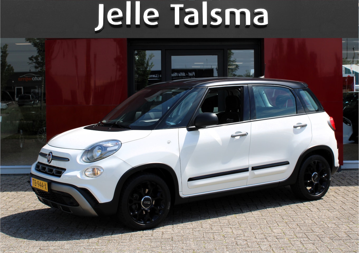 Fiat 500 L - TwinAir 105PK CityCross | Apple Carplay | Parkeersensoren achter - AutoWereld.nl