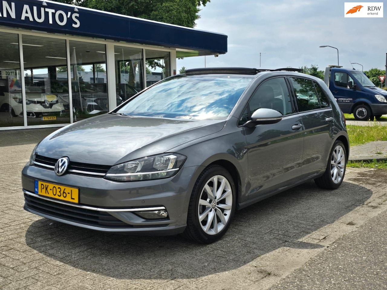 Volkswagen Golf - 1.0 TSI Panorama Huurkoop Inruil Service Garantie Apk Rijklaar ! - AutoWereld.nl