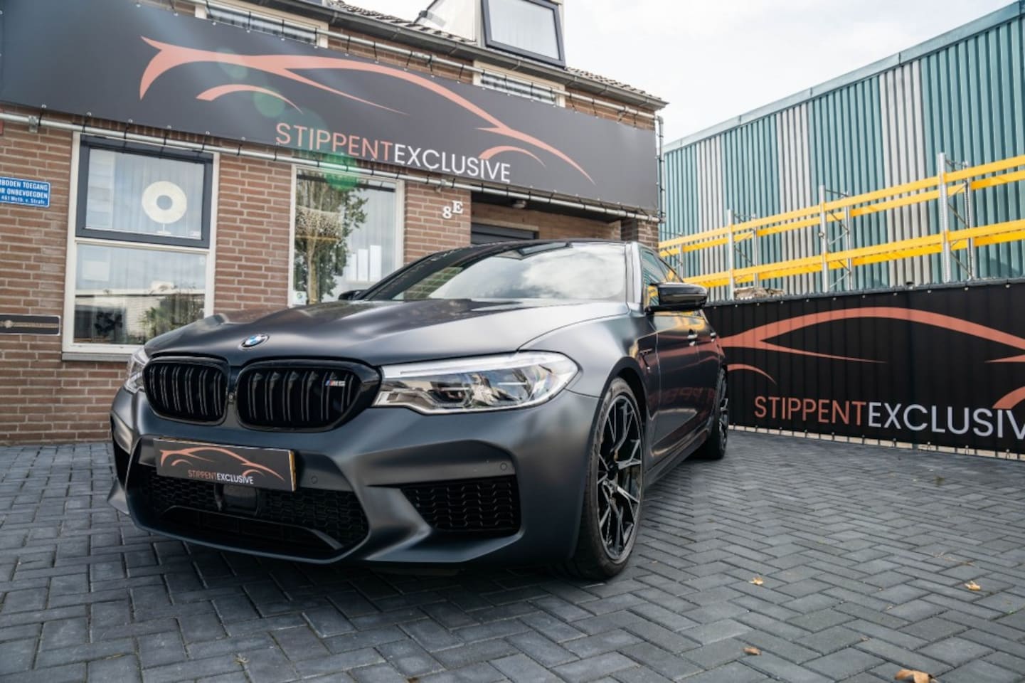 BMW M5 - COMPETITION 900PK !! HenK CARBONPAKKET KERAMIEK ORINGINEEL MATTE - AutoWereld.nl