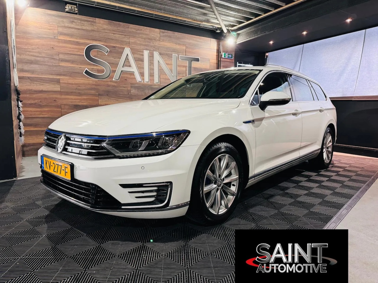 Volkswagen Passat Variant - 1.4 TSI GTE Connected Series 1.4 TSI GTE Connected Series - AutoWereld.nl