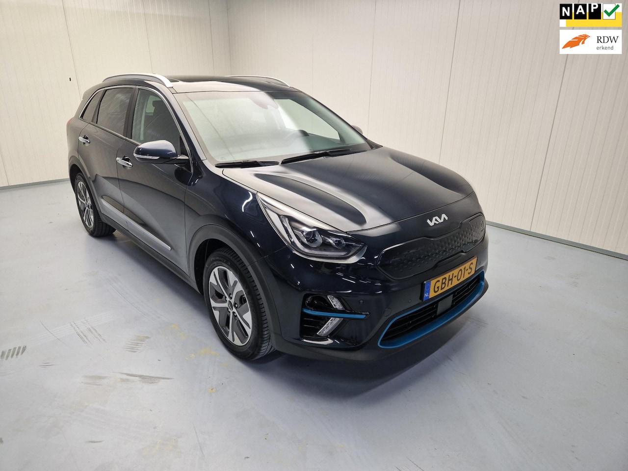 Kia e-Niro - DynamicPlusLine 64.8 kWh Navi Camera Ecc Schuifdak - AutoWereld.nl