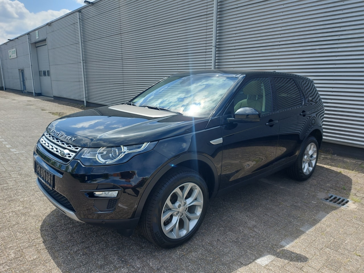 Land Rover Discovery Sport - 2.0 TD4 HSE Luxury 2.0 TD4 HSE Luxury,5Pers,Panorama,Navigatie, - AutoWereld.nl