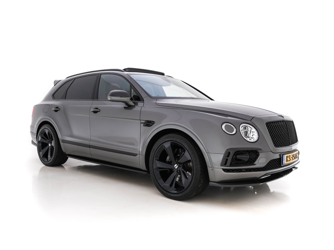 Bentley Bentayga - 6.0 W12 Aut. *PANO | ADAPTIVE-CRUISE | NIGHT-VISION | HEAD-UP | SOFT-CLOSE | FULL-LED | ME - AutoWereld.nl