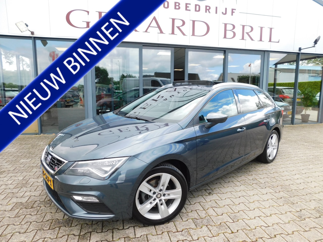 Seat Leon ST - 1.5 TSI FR Business Intense 1.5 TSI FR Business Intense,LED, Panoramadak, 2X PDC - AutoWereld.nl