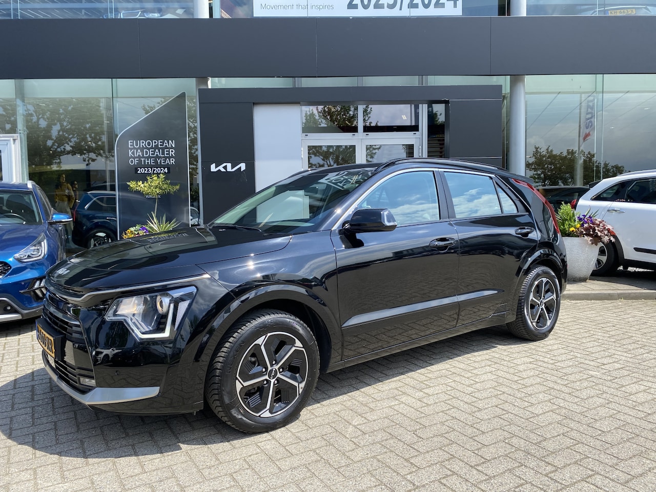 Kia Niro - 1.6 GDi Hybrid DynamicLine 10inch Navi + Camera // Keyless // - AutoWereld.nl