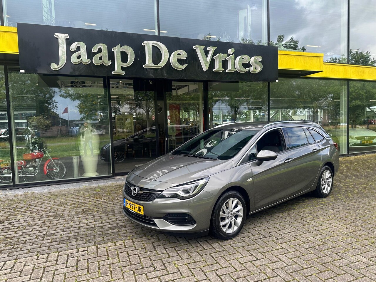 Opel Astra Sports Tourer - 1.2 Elegance 1.2 Elegance - AutoWereld.nl