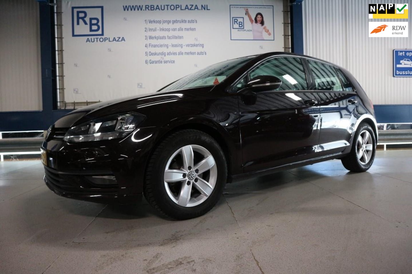 Volkswagen Golf - 1.0 TSI / NAP / VELG / FACELIFT ! ! - AutoWereld.nl