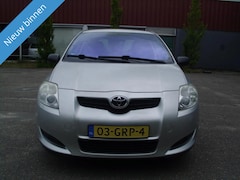 Toyota Auris - 1.4 MET AIRCO 5 DEURS TREKHAAK