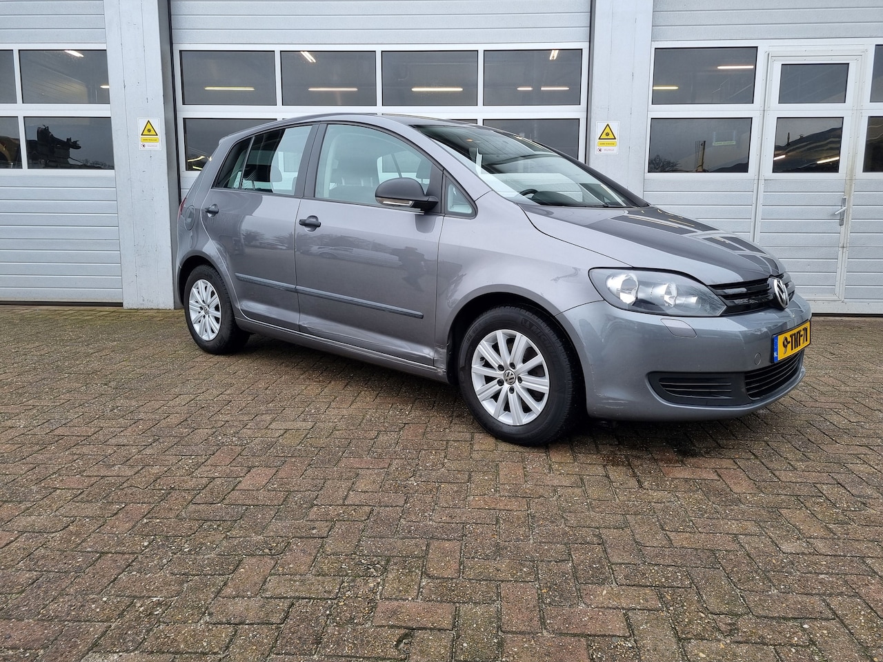 Volkswagen Golf Plus - 1.6 TDI 77KW/105PK Comfortline - AutoWereld.nl