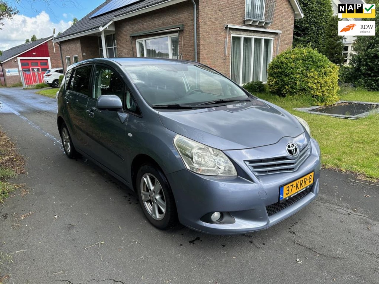 Toyota Verso - 1.8 VVT-i Dynamic NAVI CAMERE CC PDC NAP APK - AutoWereld.nl