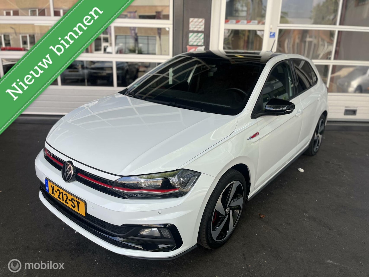 Volkswagen Polo - 2.0 TSI GTI/AUT/NAVI/Virtual/207PK - AutoWereld.nl