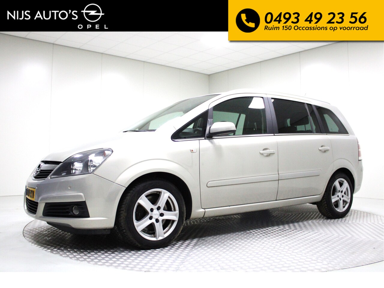 Opel Zafira - 2.2 Cosmo | Automaat | Airco / Cruise / Trekhaak - AutoWereld.nl