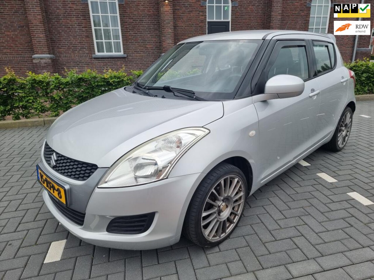 Suzuki Swift - 1.2 Comfort EASSS Sport-Line 5 deurs NL auto ! - AutoWereld.nl