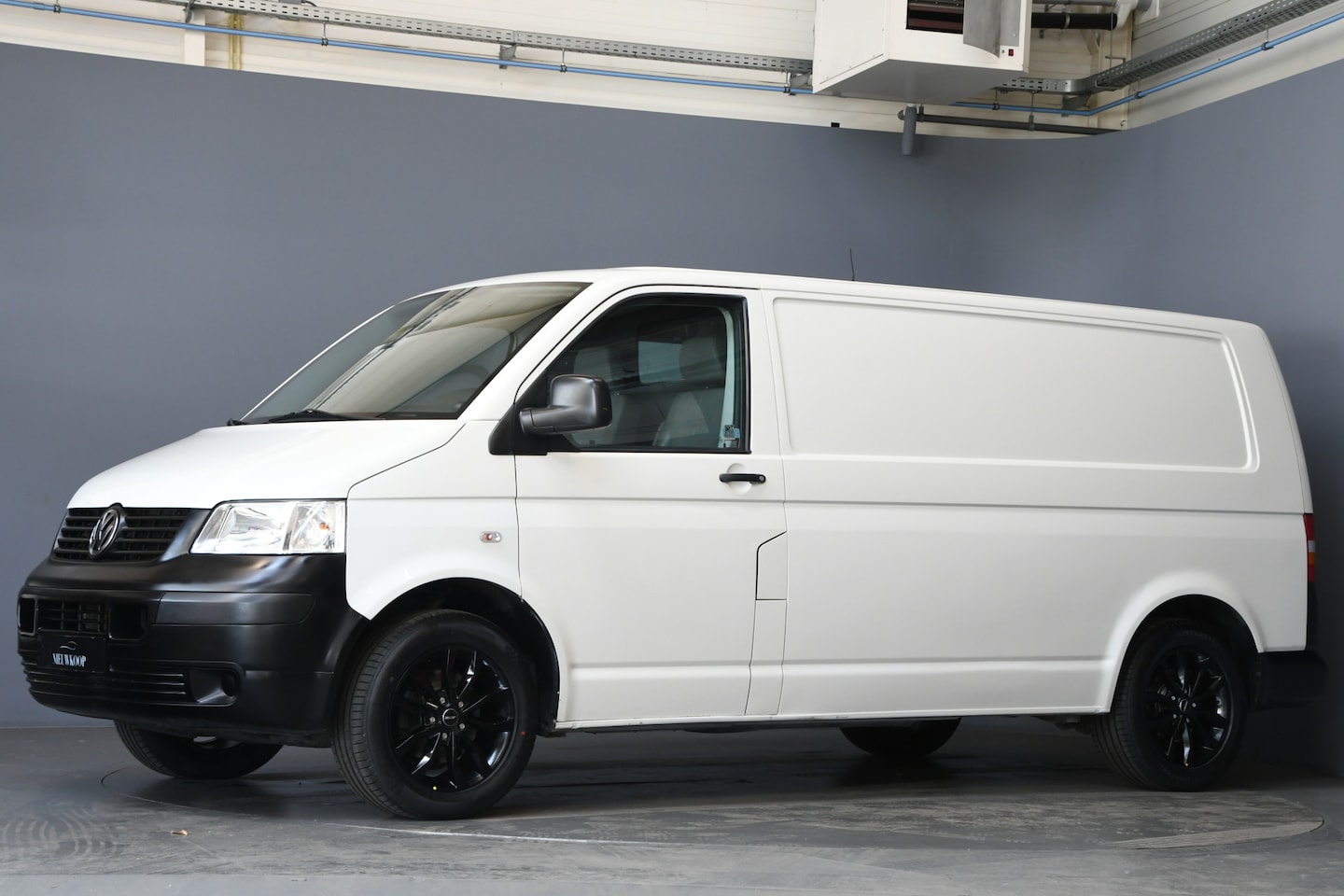 Volkswagen Transporter - 2.0 L2H1 AIRCO | BTW/BPM VRIJ | ELEKT RAMEN - AutoWereld.nl