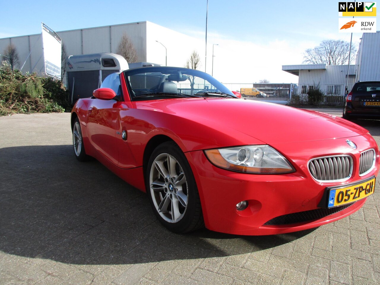 BMW Z4 Roadster - 3.0i S Automaat/ SMG airco,navigatie Bieden vanaf 9500 euro - AutoWereld.nl