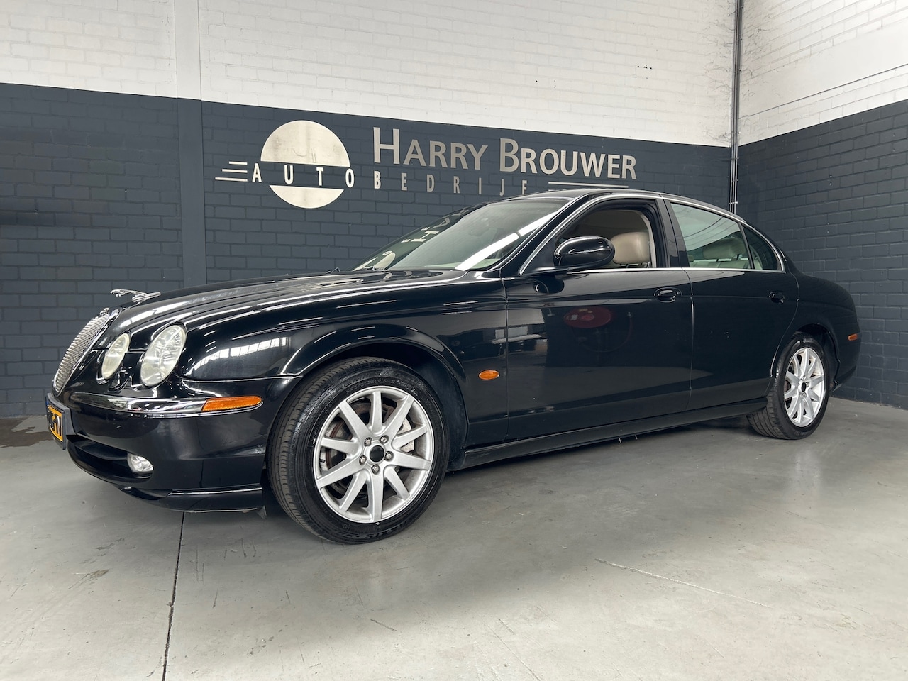 Jaguar S-type - 3.0 V6 Executive Youngtimer met nieuwe APK - AutoWereld.nl