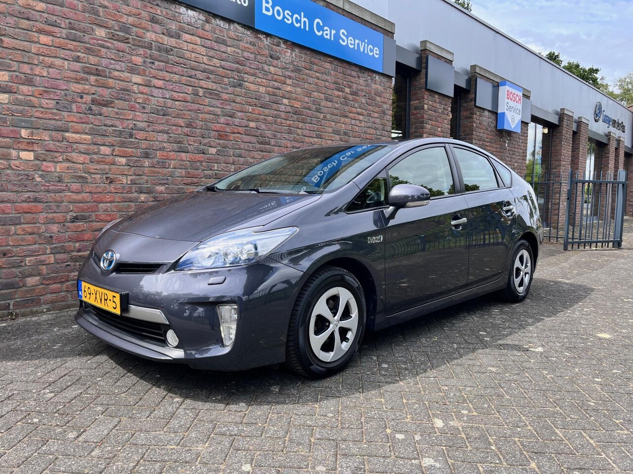 Toyota Prius - 1.8  Plug-in Dynamic Business 1.8 Plug-in Dynamic Business - AutoWereld.nl