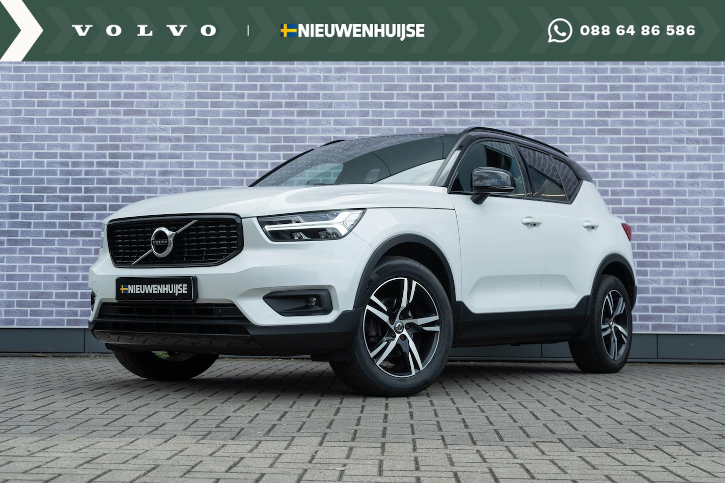 Volvo XC40 - T3 R-Design | Navi | Getint Glas | Stuurverwarming | Stoelverwarming Voor + Achter | Stand - AutoWereld.nl