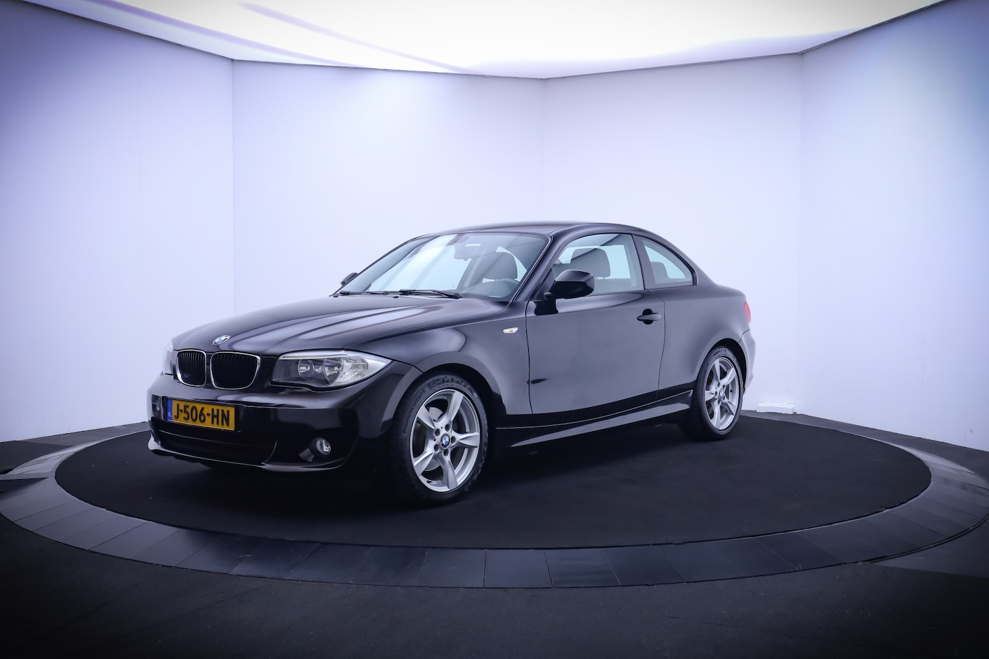 BMW 1-serie Coupé - 120i High Executive STOELVERW./CLIMA/LMV/PDC V+A/100% ONDERHOUDEN - AutoWereld.nl