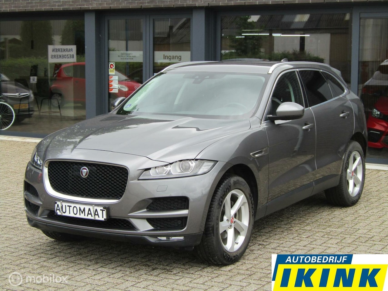 Jaguar F-Pace - 2.0t AWD R-Sport | Trekhaak, Winterpakket - AutoWereld.nl