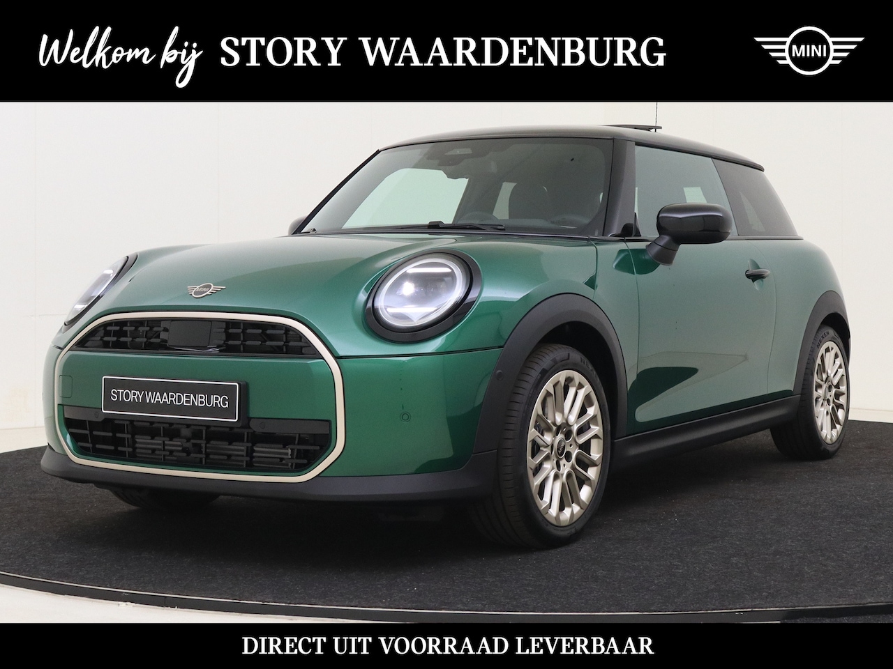 MINI Cooper - Hatchback C Favoured Automaat / Panoramadak / LED / Head-Up / Parking Assistant / Verwarmd - AutoWereld.nl