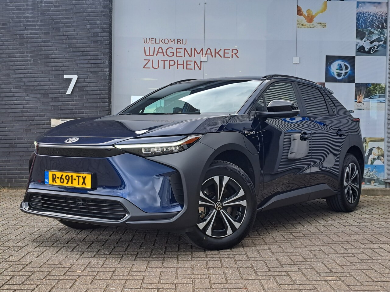 Toyota bZ4X - Launch Edition 71 kWh Automaat | NAVIGATIE | 360° CAMERA | CRUISE CONTROL | - AutoWereld.nl