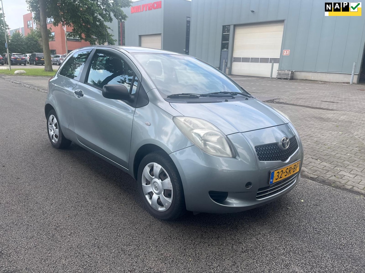 Toyota Yaris - 1.0 VVTi Terra EERSTE EIGENAAR - AutoWereld.nl