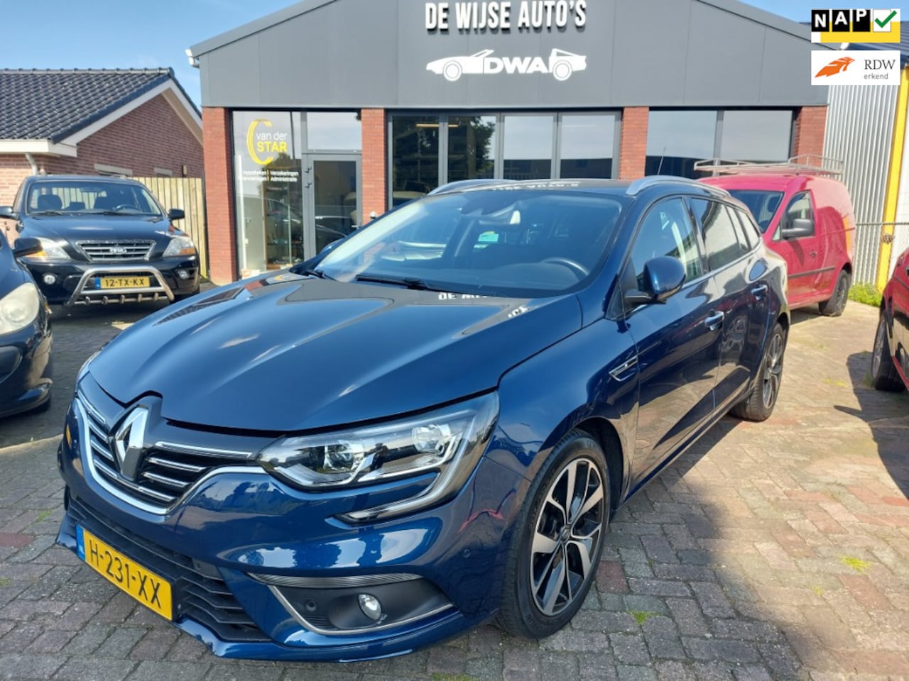 Renault Mégane Estate - 1.3 TCe Bose-AUTOMAAT-EASY LIFE PACK-PACK CRUISING - AutoWereld.nl