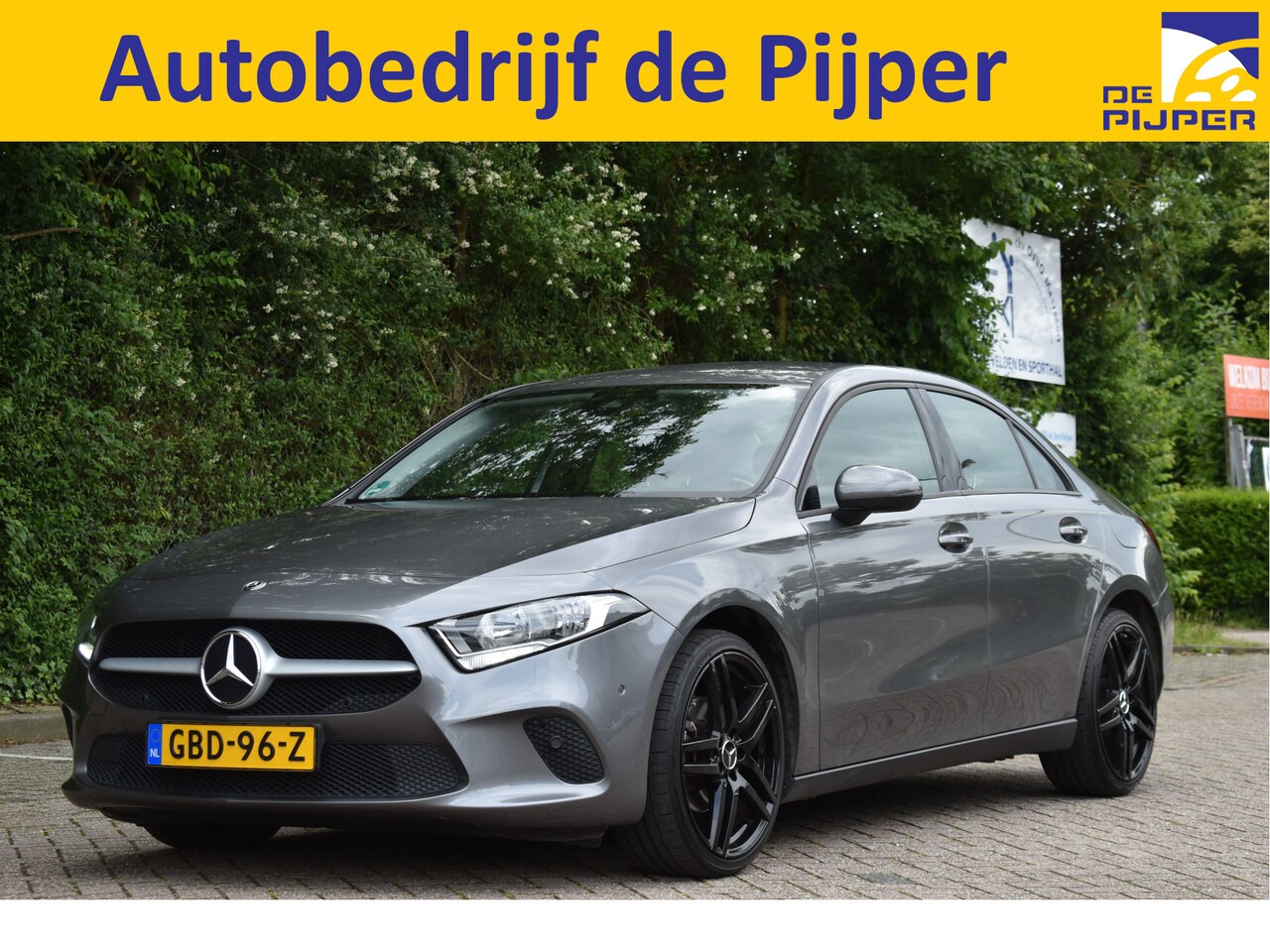 Mercedes-Benz A-klasse - 180 | Virtual Cockpit | Stoelverw | Nav | Cruise Contr | Park.sensoren | Z+W banden | Onde - AutoWereld.nl