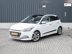 Hyundai i20 - 1.4i Dynamic XL*Panorama*Automaat*Leder