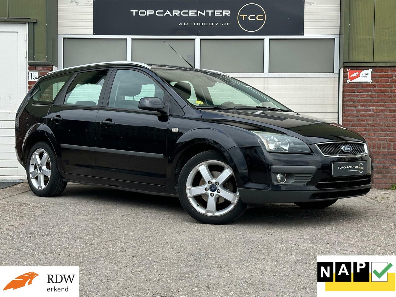 Ford Focus Wagon - 1.6-16V Futura/AIRCO/CRUISE/LM.VELG/APK/NAP - AutoWereld.nl