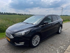 Ford Focus Wagon - 1.0 Titanium, Navi, Camera