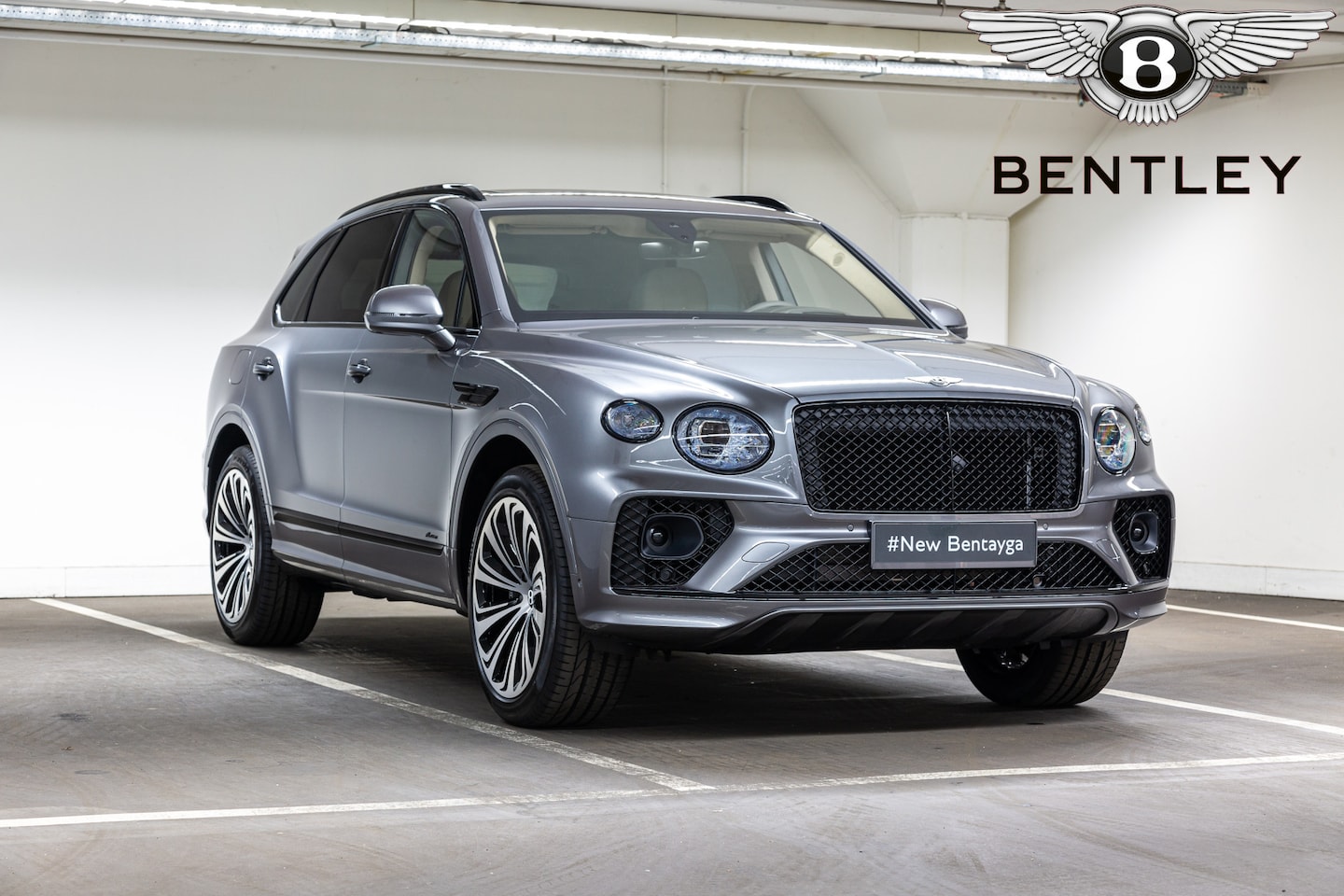 Bentley Bentayga - Azure - AutoWereld.nl