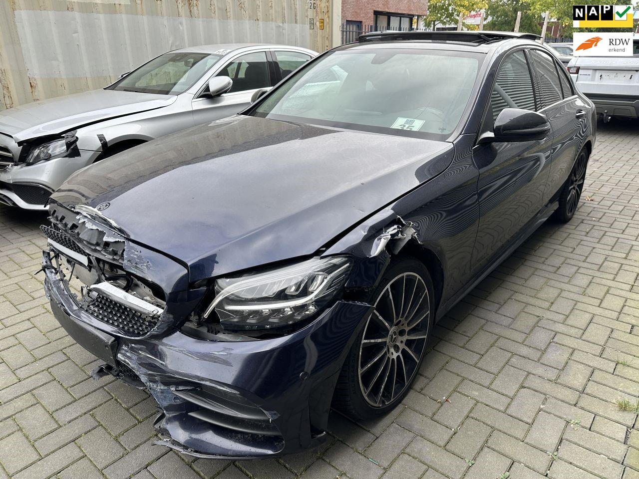 Mercedes-Benz C-klasse - AMG/PANO/LED/NAVI/PDC/LEDER/SIDE-ASSIST/CLIMATE - AutoWereld.nl