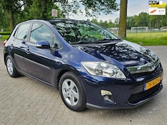 Toyota Auris - 1.8 Full Hybrid Aspiration 1e eigenaar dealer onderhouden airco cruis control